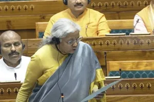 New Income Tax Bill 2025 : वित्त मंत्री ने लोकसभा में पेश किया नया इनकम टैक्स बिल, आयकर भरना होगा आसान