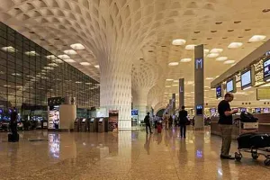 Mumbai Airport पर 50 करोड़ से अधिक मूल्य की ‘चरस’, सोना, हीरे जब्त, आठ आरोपी गिरफ्तार