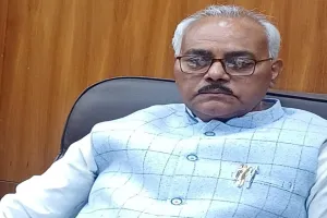 नेता विरोधीदल लाल बिहारी यादव को पीठ के निर्देश पर मार्शलों ने सदन से किया बाहर, जानें वजह