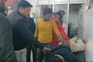 बहराइच: डीजे पर डांस के दौरान पति-पत्नी को दबंगों ने पीटा, भाई पर किया चाकू से हमला