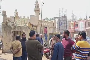 रैपिड रेल कॉरिडोर के रास्ते में बाधा बनी 150 साल पुरानी मस्जिद रात में चला बुलडोजर, मुस्लिम समुदाय ने दी थी सहमति 