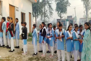 यूपी बोर्ड: गोंडा में 149 केंद्रों पर पहली पाली की परीक्षा शुरू, सुरक्षा के कड़े इंतजाम