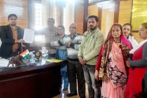 बागजाला में नोटिस रद करने व  विकास कार्यों पर रोक हटाने की मांग