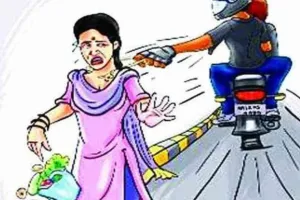  कानपुर के साउथ में बाइक सवार लुटेरों का आतंक: गेस्ट हाउस संचालक की मां से चलती ऑटो में लूट चेन, पीड़िता गिरते-गिरते बचीं