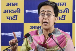 दिल्ली: विभागों के बंटवारे को लेकर भाजपा में आंतरिक खींचतान, आतिशी का दावा