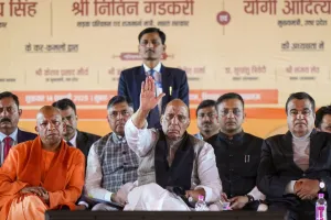 'शहरी विकास को लेकर संवेदनशील है केंद्र सरकार', लखनऊ में बोले राजनाथ सिंह