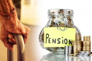 मुरादाबाद : जीवित को मृत दिखाकर बंद करा दी पेंशन, पांच माह से पेंशन को भटक रहीं निराश्रित महिलाएं