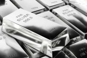 कानपुर में सोने के बाद अब चांदी हड़पने का मामला आया सामने: घुंघरू बनाने की बात कहकर 50 लाख कीमत की चांदी लेकर रफूचक्कर हुआ युवक