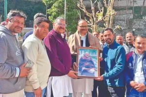 यूपी के डिप्टी सीएम बृजेश पाठक ने किए बाबा नीब करौरी के दर्शन