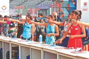 काशीपुर के आदित्य नेगी व महाराष्ट्र की श्रावणी ने ट्राइथले में जीता गोल्ड