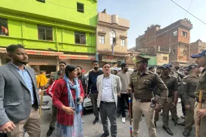 गजराज पहुंचे बुलडोजर लेकर बनभूलपुरा, बनाना चाहते हैं अतिक्रमण मुक्त हल्द्वानी 