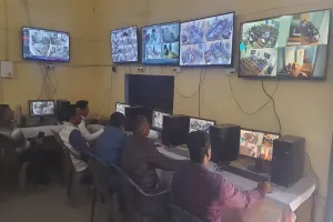 यूपी बोर्ड परीक्षा : 24 घंटे स्ट्रांग रूम की नाइट विजन कैमरों से होगी निगरानी, परीक्षा केंद्रों पर पुलिस बल भी रहेगा तैनात 