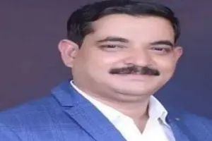 जेल में फिसला मुकेश बोरा, पैर में पड़ी रॉड की पिन खिसकी