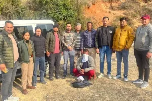 भालू की पित्त के साथ नेपाल निवासी तस्कर किया गिरफ्तार