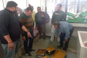 एक्सपाइरी सामान और बिना फूड लाइसेंस के चल रहा मेडिकल कॉलेज का मेस