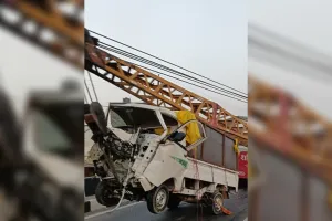 कानपुर में श्रद्धालुओं से भरा लोडर लोडर दुर्घटनाग्रस्त: बच्ची की मौत व छह घायल, मथुरा होकर सभी जा रहे थे Mahakumbh