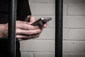 जेलों में रहकर सीखता रहा सर्विलांस से बचने का तोड़      