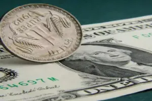 Rupees Update: रुपये में तीन पैसे की बढ़त, पहुंचा 87.34 प्रति डॉलर 