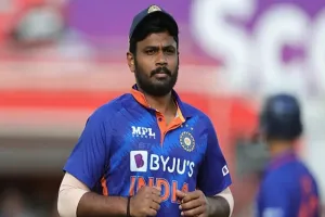 Sanju Samson Injury : संजू सैमसन की उंगली में फ्रैक्चर, पांच से छह सप्ताह तक नहीं खेल पाएंगे 