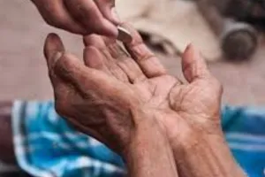 भिक्षावृत्ति छोड़ने को नहीं तैयार हैं परिवार, कहा- कम मिल रही मजदूरी