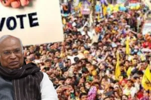 दिल्ली में विकास करने वालों को चुनें, ठगने वालों को नहींः मल्लिकार्जुन खरगे