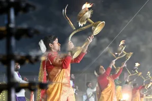 देश ही नहीं विदेश में भी सनातन का बढ़ा क्रेज, 40 देशों के अनुयायी पहुंचे महाकुंभ