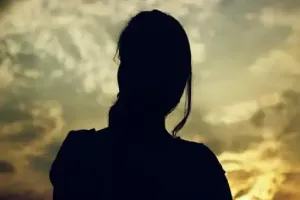 एक घर से निकली, दूसरी दवा लेने गई और लौट कर नहीं आई