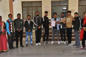 पीलीभीत: Valentine's Day के विरोध में हिंदू महासभा, बोले- टीमें करेंगी निगरानी...कराएंगे कार्रवाई 