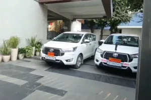 कानपुर में इनकम टैक्स ने रिमझिम इस्पात कंपनी पर की छापेमारी: नवाबगंज के ऑफिस में टीम खंगाल रही दस्तावेज