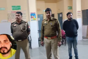 औरैया में अनियंत्रित बाइक खड्ड में गिरी, युवक की मौत व साथी घायल: मंदिर से दर्शन कर घर लौटने के दौरान हुआ हादसा