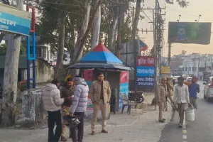 नौ ऑटो समेत 10 वाहन सीज, 27 से वसूले 10-10 हजार