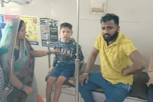 Bahraich News : आवारा कुत्तों के हमले में छह घायल, जिला अस्पताल भर्ती