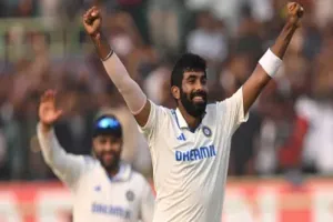 ICC Champions Trophy : जसप्रीत बुमराह को हर टूर्नामेंट में उतारने के लोभ से बचे टीम इंडिया, वर्नोन फिलेंडर ने चेताया