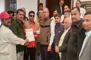 प्रतापगढ़ पुलिस पर अपराधियों को संरक्षण देने का आरोप : सवर्ण आर्मी ने City Magistrate  को सौंपा ज्ञापन