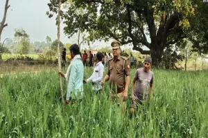 Barabanki News : शेषपुर गांव में तेंदुए की दहशत, वन विभाग ने शुरू की कॉम्बिंग