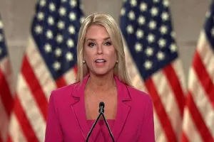 अमेरिकी सीनेट ने की अटॉर्नी जनरल के रूप में पाम बॉन्डी ने नाम की पुष्टि 