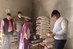 Barabanki News : कोल्ड स्टोरेज में फर्जी एडवांस बुकिंग का खेल, डीएम सख्त