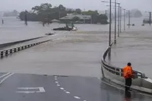 ऑस्ट्रेलिया के पूर्वोत्तर क्षेत्र को भारी बाढ़ की चेतावनी, दो लोगों की मौत...संपत्तियों को हुआ नुकसान 