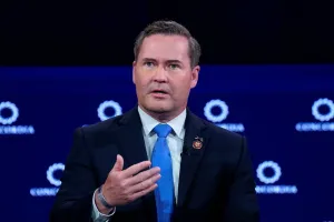 माइकल वाल्ट्ज ने कहा-अमेरिकी लोग चाहते हैं कि यूक्रेन उनके निवेश को वापसी करे 