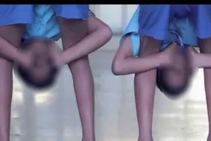 मुरादाबाद: पांचवी के छात्र को स्कूल के मैदान में बनाया मुर्गा... बेहोश हुआ तो हंगामा