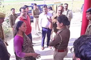 kannauj news : जमा नहीं किया 20.25 लाख का लोन, बैंक ने लिया कब्जा