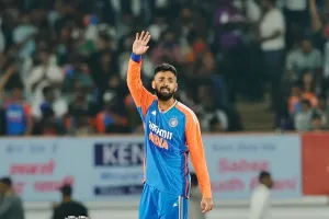 IND vs ENG : वनडे सीरीज से पहले टीम इंडिया के स्क्वॉड में बदलाव, वरुण चक्रवर्ती की अचानक हुई एंट्री 