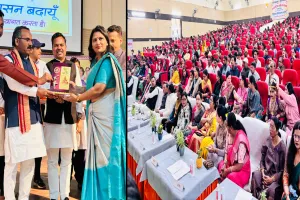 बदायूं : विश्व महिला दिवस...नसीब वालों को ही मिलती है बेटियां -सत्यपाल सैनी