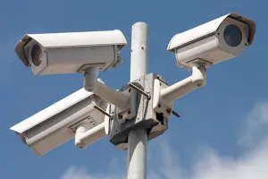 Bareilly: ग्राम पंचायतों में सीसीटीवी कैमरे लगाने के लिए आगे आईं 18 फर्में