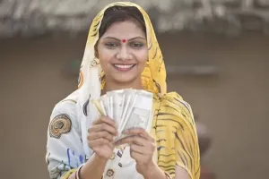 Bareilly: लखपति दीदी...जिले में 25 हजार से एक लाख तक कमाने वालीं 24 हजार महिलाएं