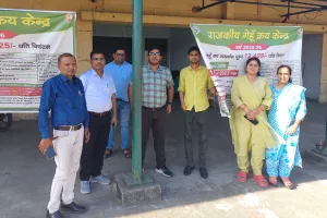 लखीमपुर खीरी: गेहूं खरीद केंद्रों पर दूसरे दिन भी नहीं हुई बोहनी, केंद्रों पर पसरा सन्नाटा