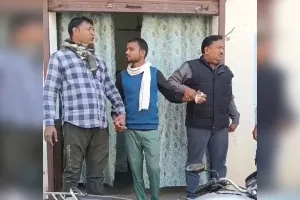 मुरादाबाद : एंटी करप्शन टीम ने संविदा विद्युत कर्मी को 30 हजार की रिश्वत लेते दबोचा