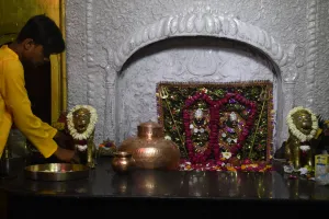 लखनऊः हाथी पर सवार होकर विराजेंगी मां जगदंबा 