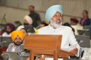 Punjab Budget 2025: '10 लाख तक मिलेगा कैशलेस इलाज', हरपाल चीमा ने किया बड़ा ऐलान