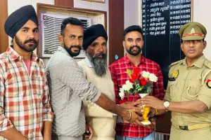 पीलीभीत: ठग मलकीत और हिमांशु घबराए...पांच और पीड़ितों के 11.25 लाख लौटाए